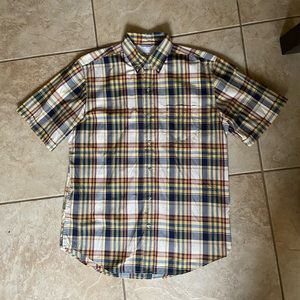 IZOD Mens S/S Saltwater Button Down Shirt. Medium.